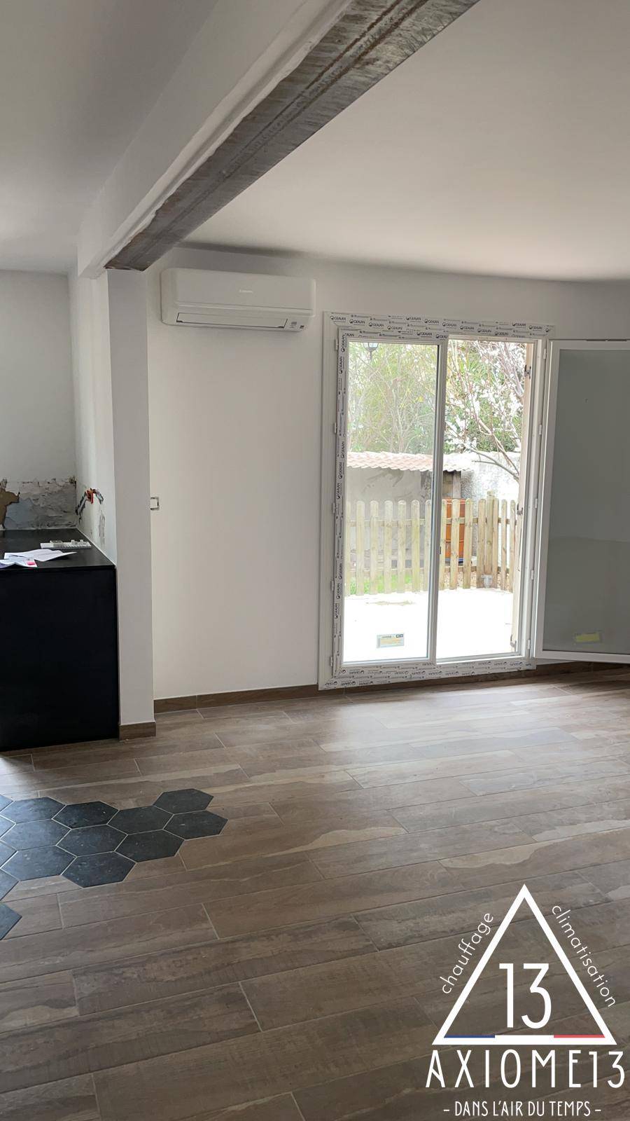 Installation d'une Climatisation Réversible 3,5 kW Mitsubishi à Saint-Zacharie : Un Confort Personnalisé