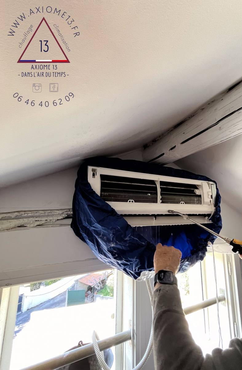 Entretien complet sur unité intérieure murale de climatisation