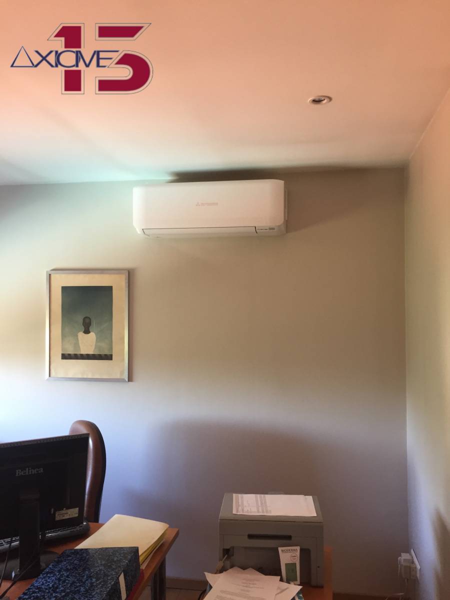 Unité intérieure de clim murale à La Destrousse par Axiome13