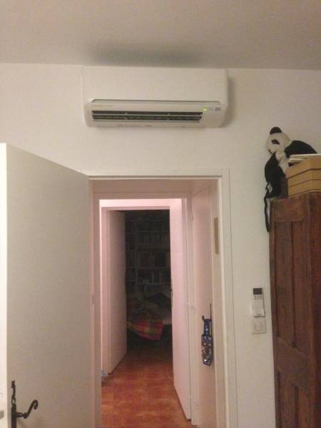 Climatisation d'une chambre d'un appartement à Aubagne