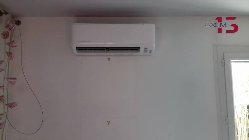 Unité intérieure murale climatisation réversible par Axiome13