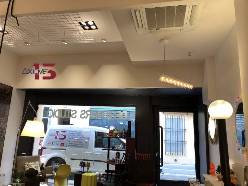 Climatisation réversible type cassette Mitsubishi