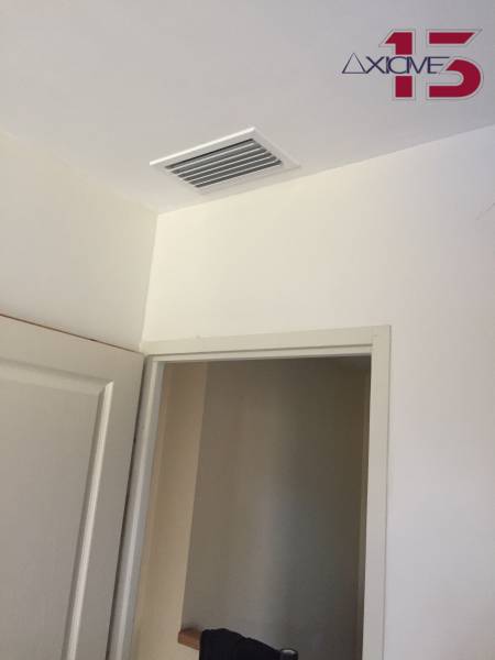 Grille de soufflage raccordée à un système gainable réversible à Peypin par Axiome13