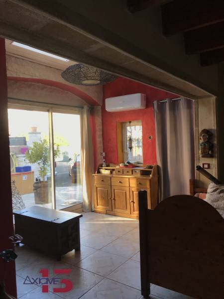 Climatisation murale pour séjour de marque Mitsubishi à Peynier