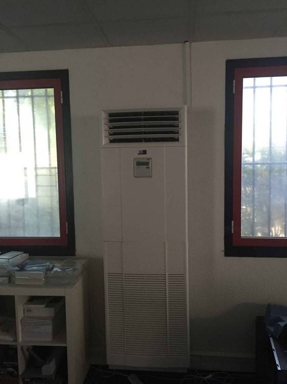 installation de climatisation réversible Mitsubishi penne sur huveaune